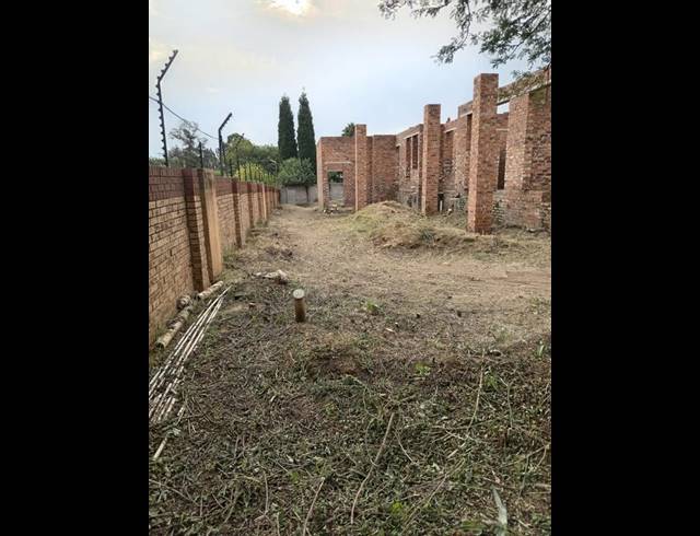 5 BEDROOM HOUSE FOR SALE IN SUMMERSET